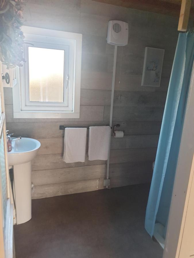 Kilcolgan Sallys Cabin מראה חיצוני תמונה
